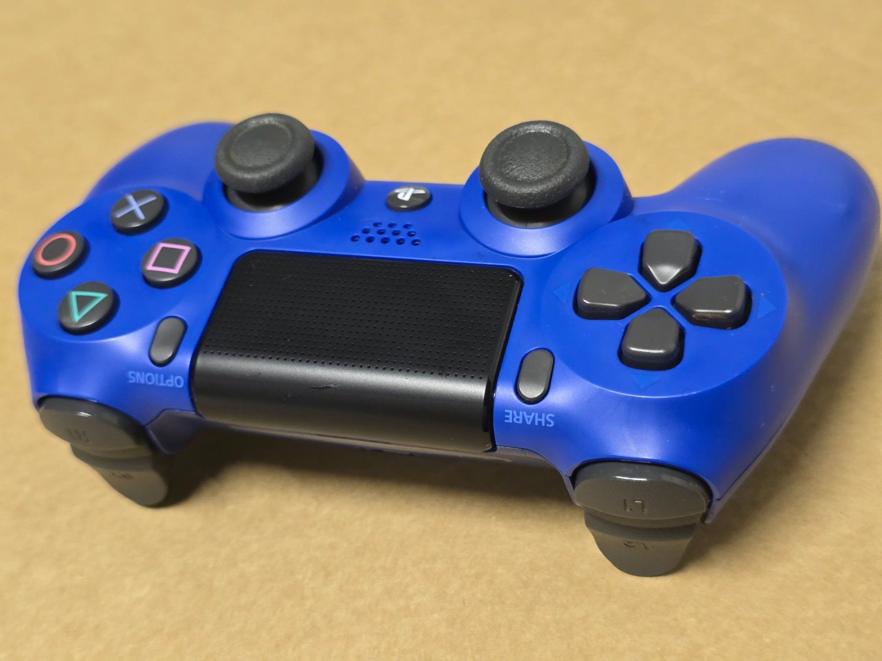 Sony Controller: Sony PS4 Dualshock 4 Wireless Controller(Original) – Usato da Basel venduto da Zait 3