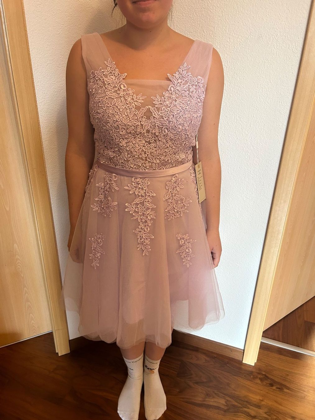 Vestiti: Cocktailkleid Flieder Grösse S – Nuovo (secondo la descrizione) da Belp venduto da alaska2006 2