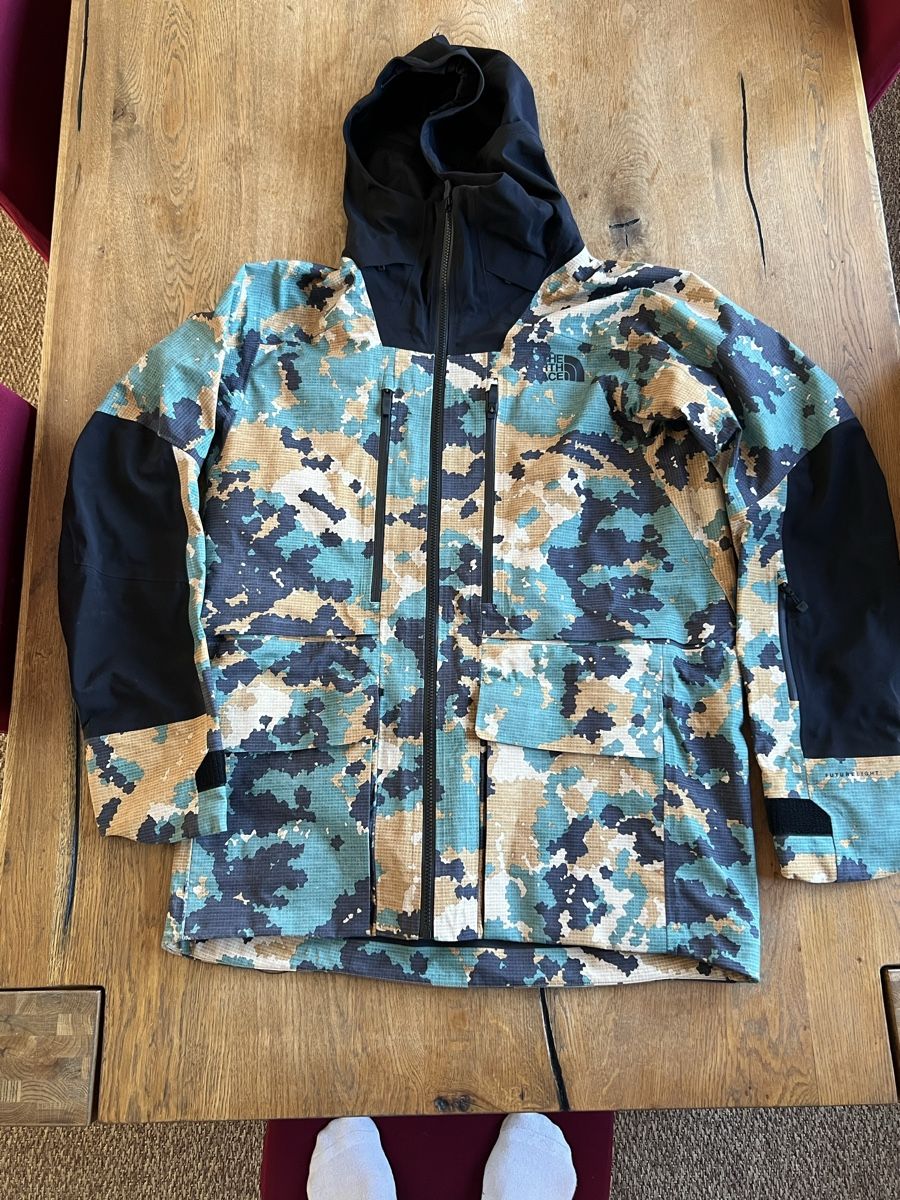 North Face Giacche: The north face steep series jacket – Usato da cureglia venduto da bugeye
