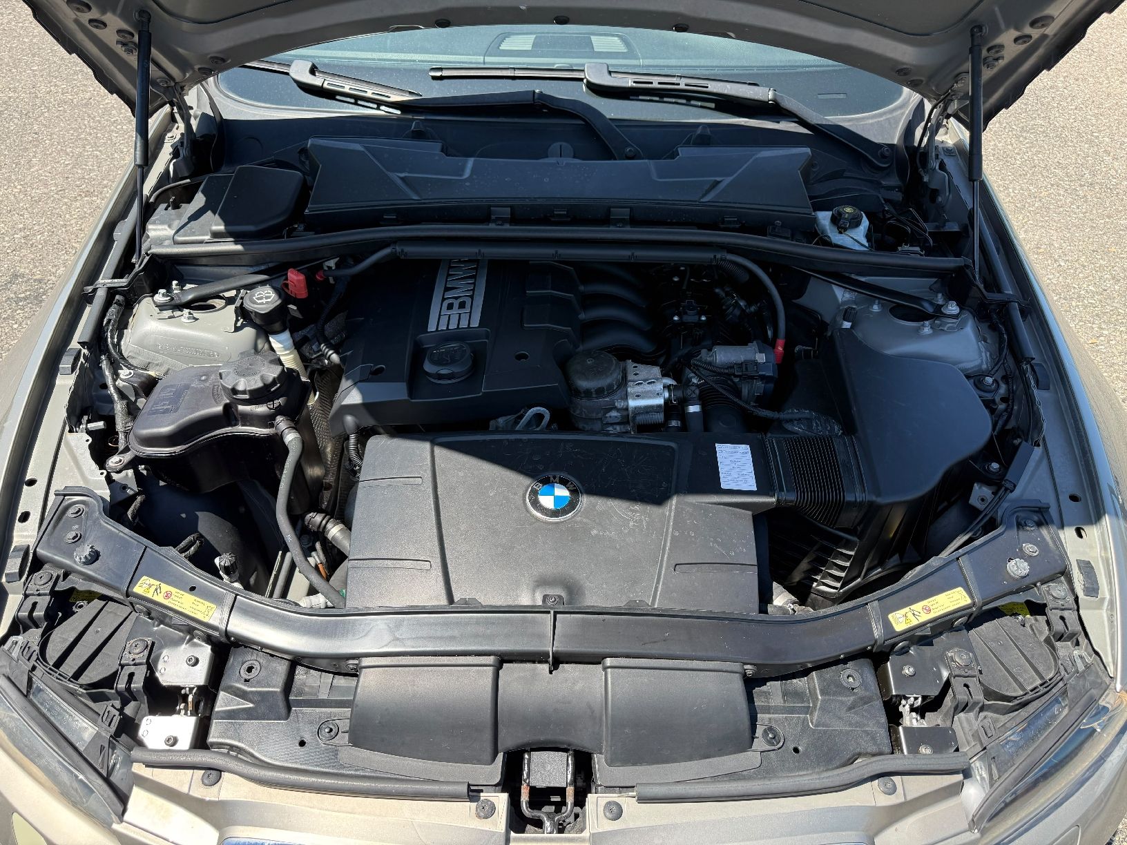 BMW Autos: BMW 320i E92 Coupe – Gebraucht aus zürich von dca_85 6