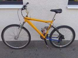 Super Fahrrad vorne 28 Zoll neue Bremsen