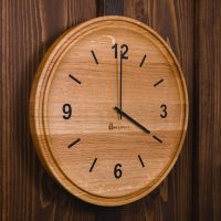 Wanduhr aus Eichenholz 38 cm, Ziffern  – Klassisch