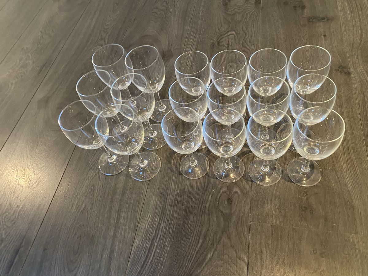 Bicchieri: 6 Rotwein und 12 Weissweingläser – Usato da Hägglingen venduto da Karin0802 2