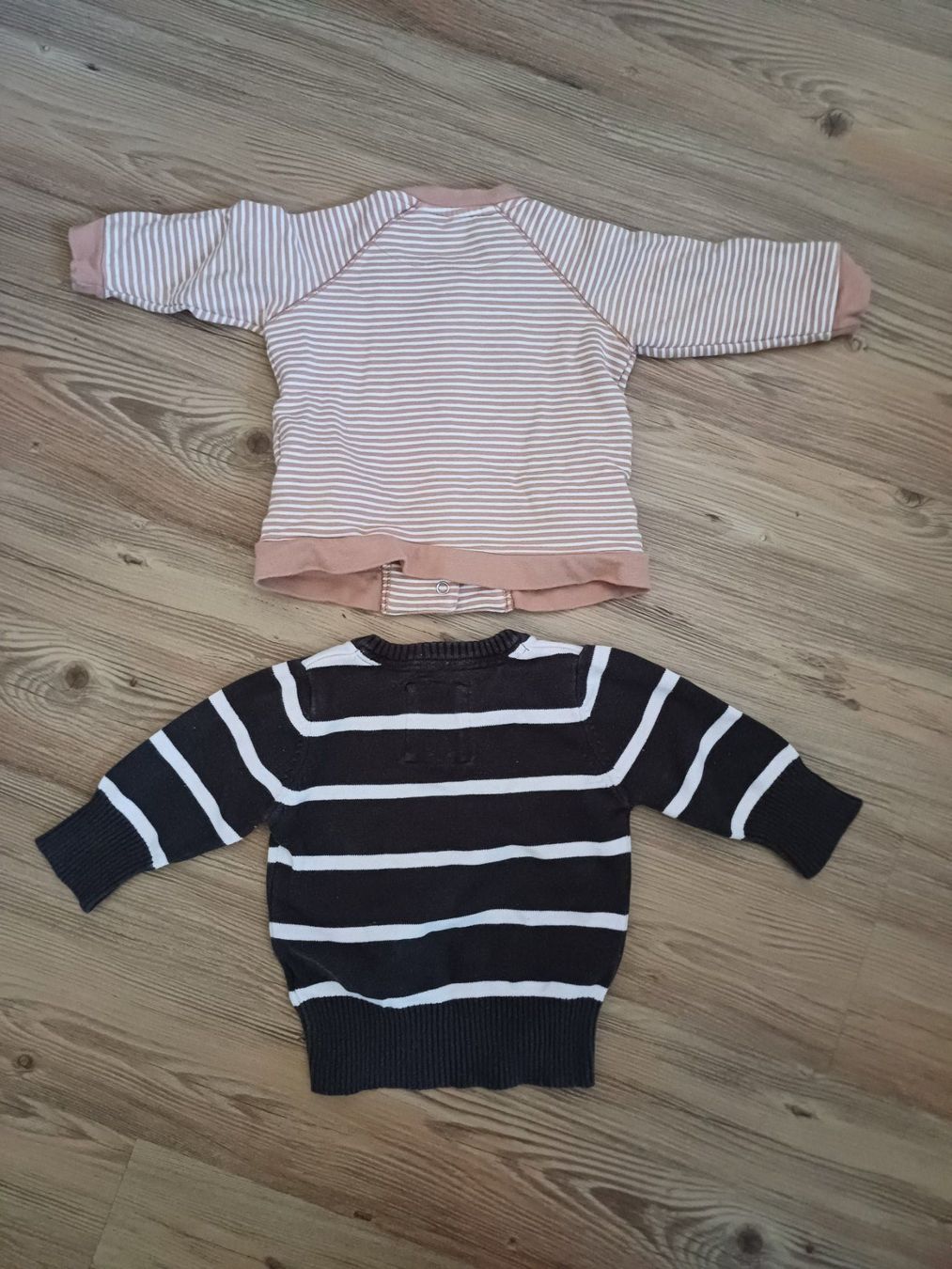 Pullover & Sweatshirts: 2 süsse Jungen Pullover Gr. 62/68 gestreift – Gebraucht aus Balsthal von Memphis18 1