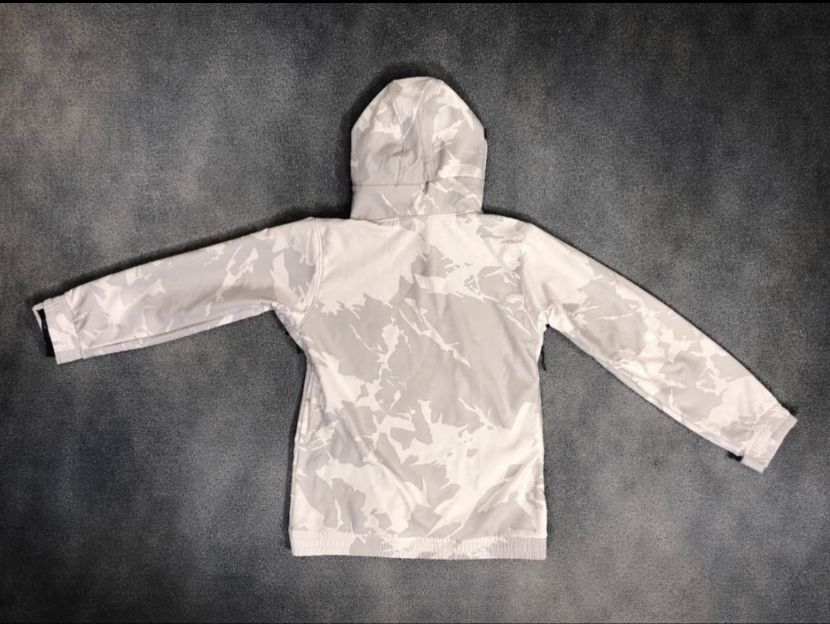 Dope Giacche: Giacca sci Dope camo, taglia M – Usato da Ambrì venduto da marco_guscetti 1
