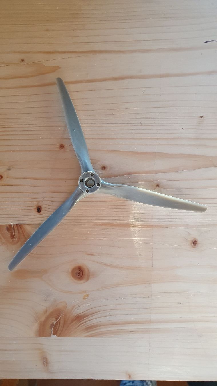 RC Modellbau: apc 3blatt Propeller 9"× 6" – Gebraucht aus Hausen AG von Lothar64 2