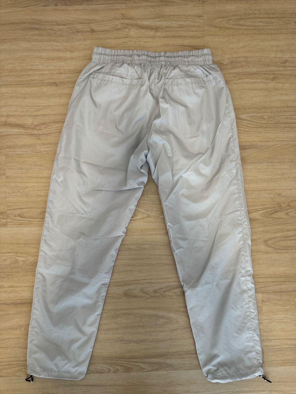 Hosen: Elevate Clothing Hose hellgrau/silber, M – Neu (gemäss Beschreibung) aus Maisprach von jokoundklaas 4