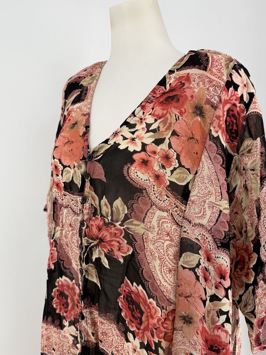 Robes: Kleid mit Blumenmuster Gr. 50/52 – D'occasion à Auenstein par moin. 1