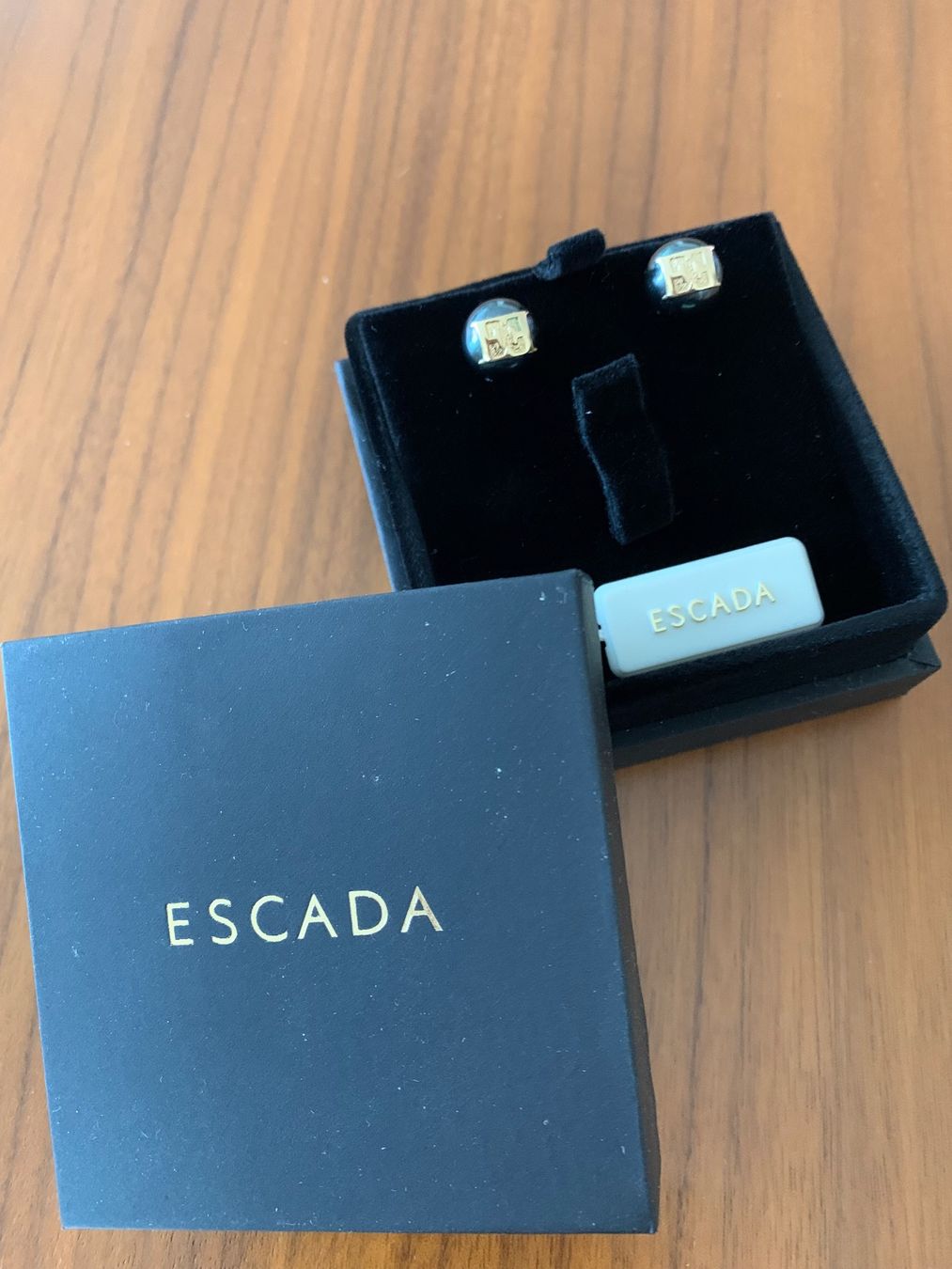Escada Orecchini pendenti & Orecchini a lobo: ESCADA Ohrstecker | schwarz/gold | elegant – Usato da Affoltern am Albis venduto da Monica32 3