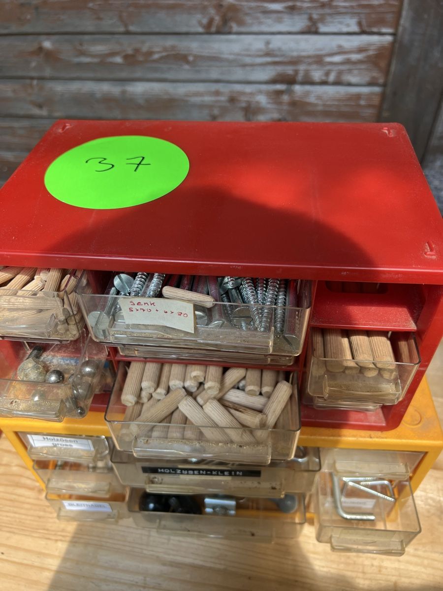 Alle Werkzeuge: 2 Sortiment Boxen Schrauben etc. – Gebraucht aus Neuenhof von Willi111 1