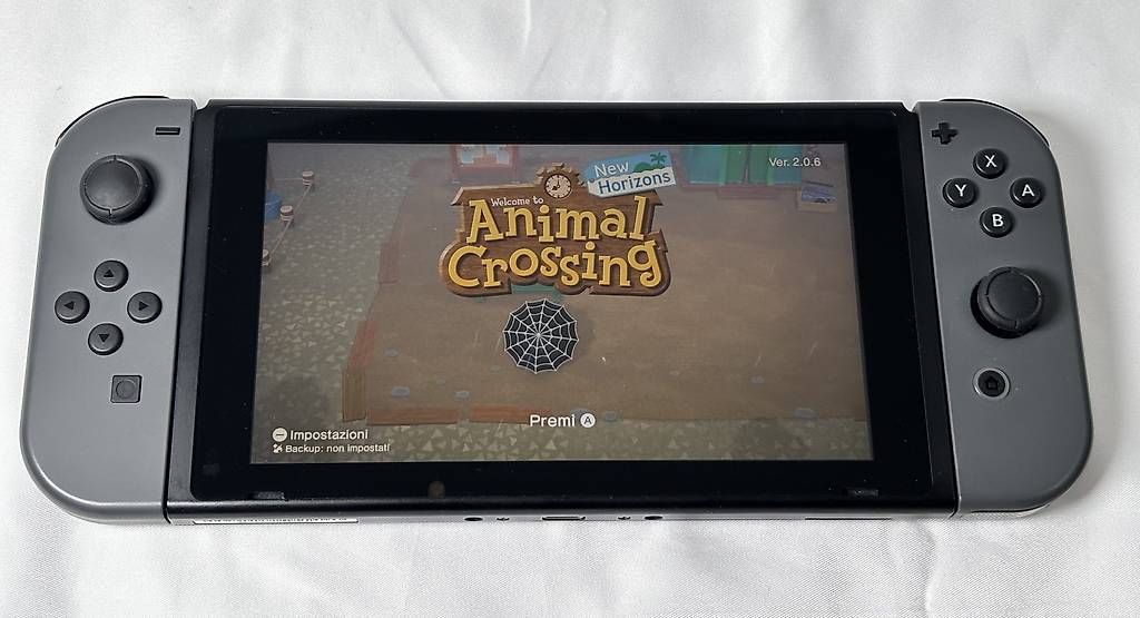Nintendo Consoles: Nintendo Switch Console + Animal Crossing – D'occasion à Gordola par kar_gy5g 5