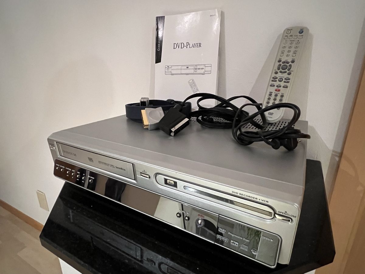 Daewoo Registratori: VHS & DVD Videorecorder von Daewoo – Usato da Schongau venduto da Retro_Shop 1