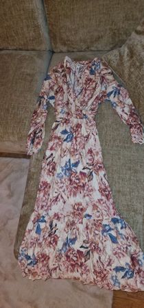 Kleid mit Blumenmuster, Grösse 36, H&M, NEU