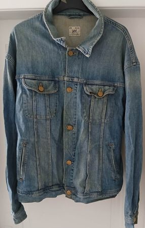 Titel-Vorschlag:Lee „Oversized Rider“ Jeansjacke – Gr. M – 