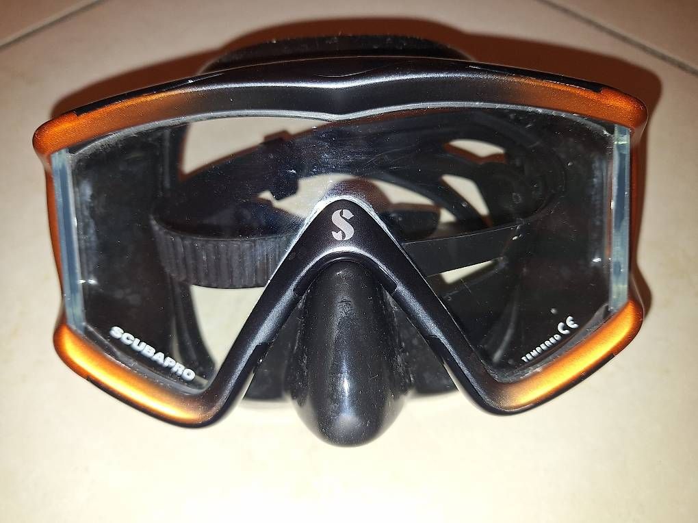 Tauchanzüge: Masque de plongée sous-marine – Neu und originalverpackt aus Montet (Broye) von lab_2t8m