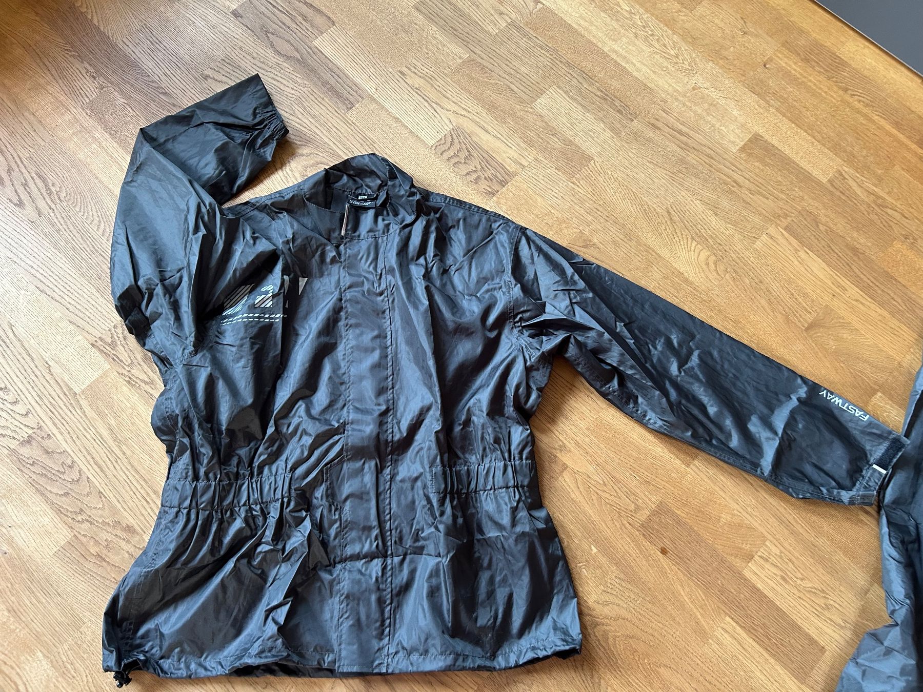 Lotti di vestiti: Regenkleider Motorrad – Nuovo (secondo la descrizione) da Rotkreuz venduto da nat_5pbz 3