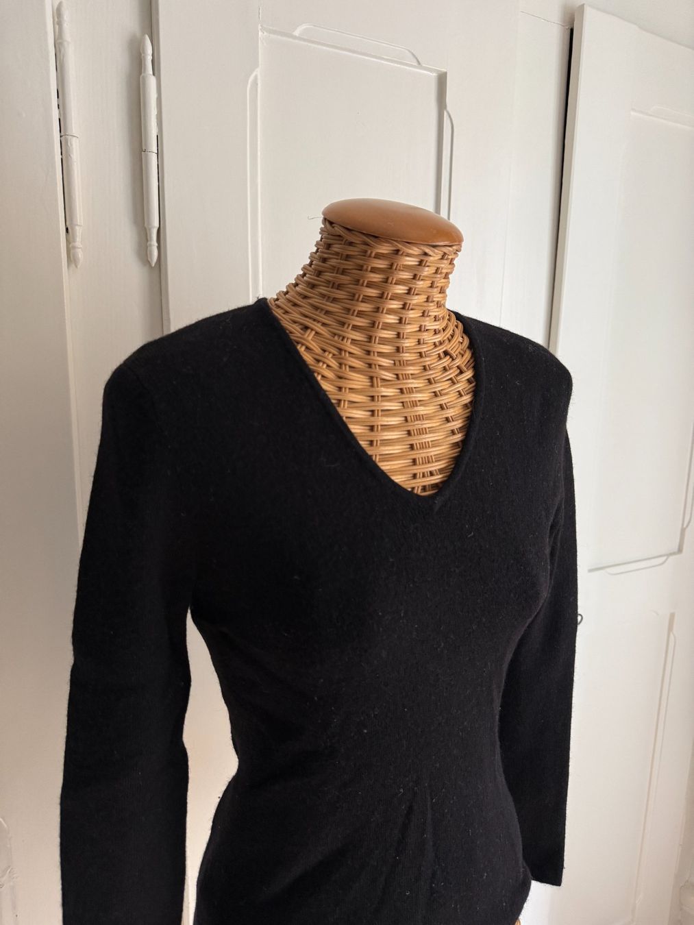 Maglioni & Felpe: CAROLE LITTLE - Merinowolle Pullover schwarz S – Usato da Zürich venduto da Diazaio 1
