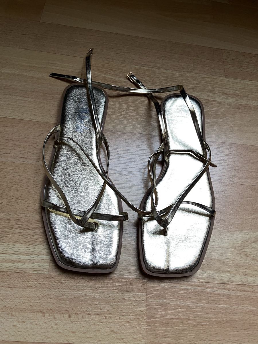 Scarpe da donna: Sandales dorées taille 38 – Usato da Mont-sur-Lausanne venduto da lau_2775 4
