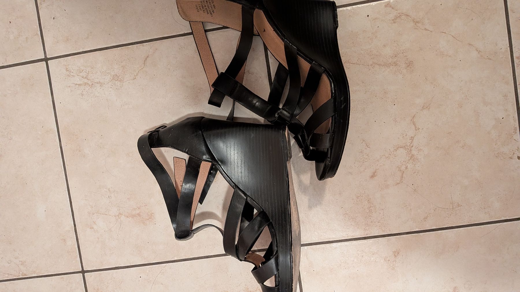 Chaussures femmes: elegante Damen Schuhe  – Neuf (Voir description) à Wattenwil par karinschaw 1