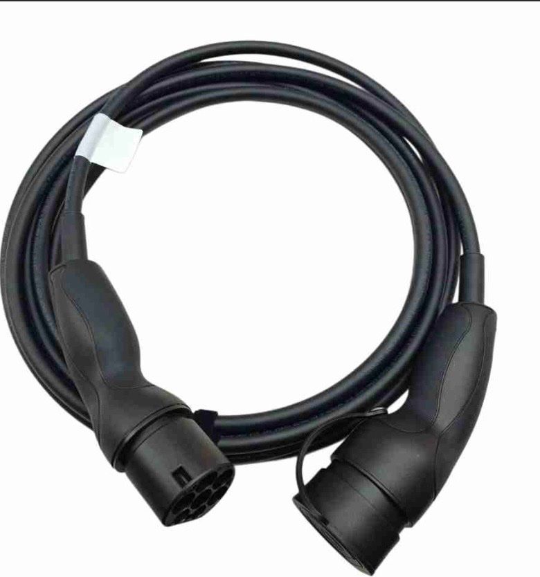 Autres accessoires p. véhicule: Volvo BEV Ladekabel 32324600, neu ! – Neuf avec emballage d'origine à Pfäffikon SZ par Lakeside-trade