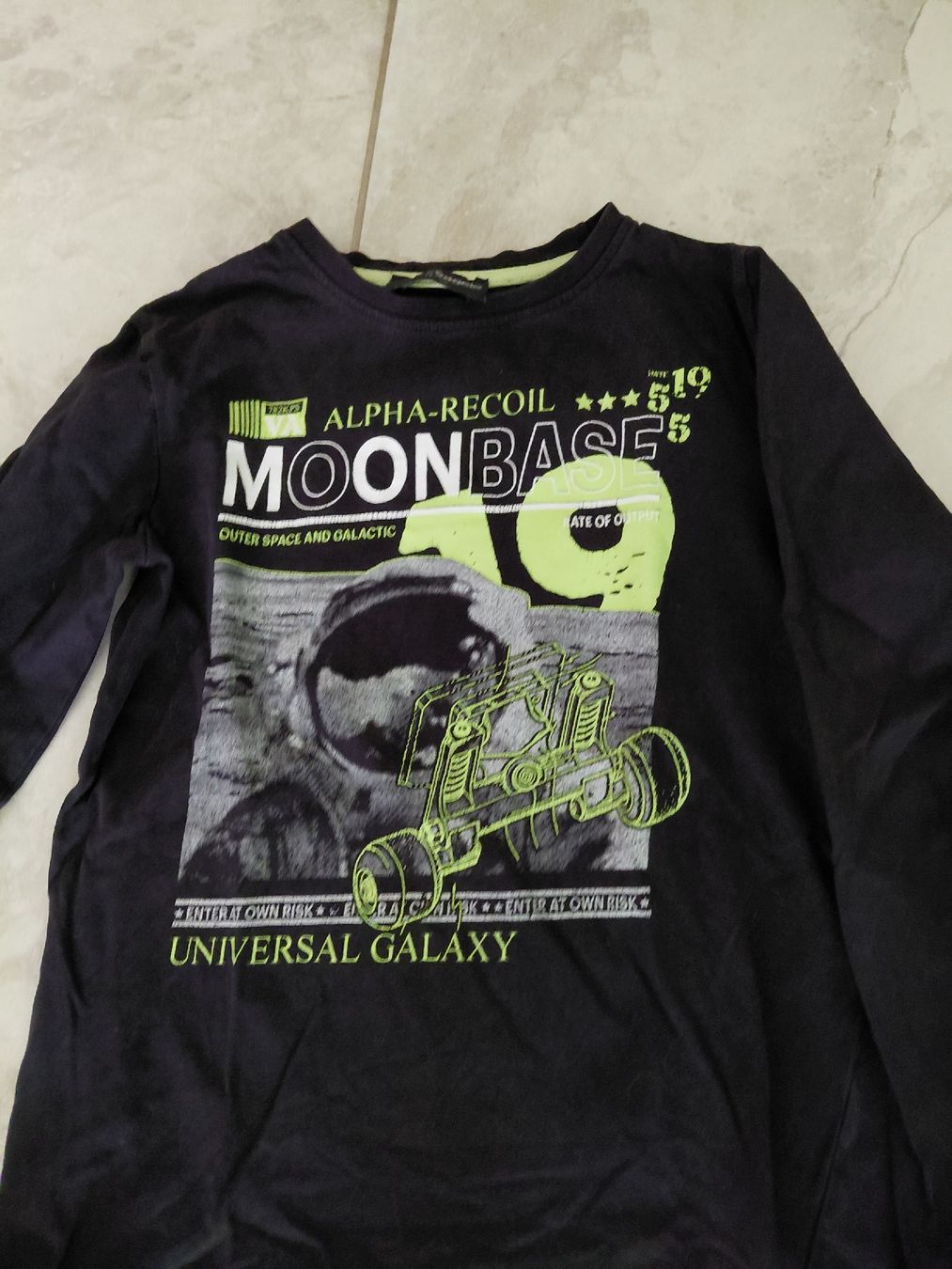 Hemden, T-Shirts & Polos: Tshirt  – Gebraucht aus Grenchen von fabai 1