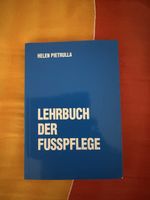 Lehrbuch der Fusspflege von Helen Pietrulla, Top Zustand