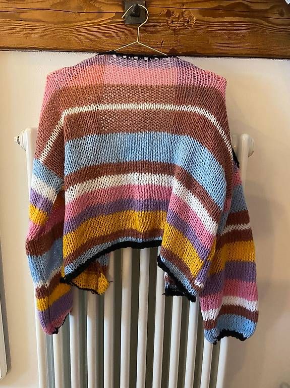 Giacche: Strickjacke – Usato da Zürich venduto da ElisabethBe 1