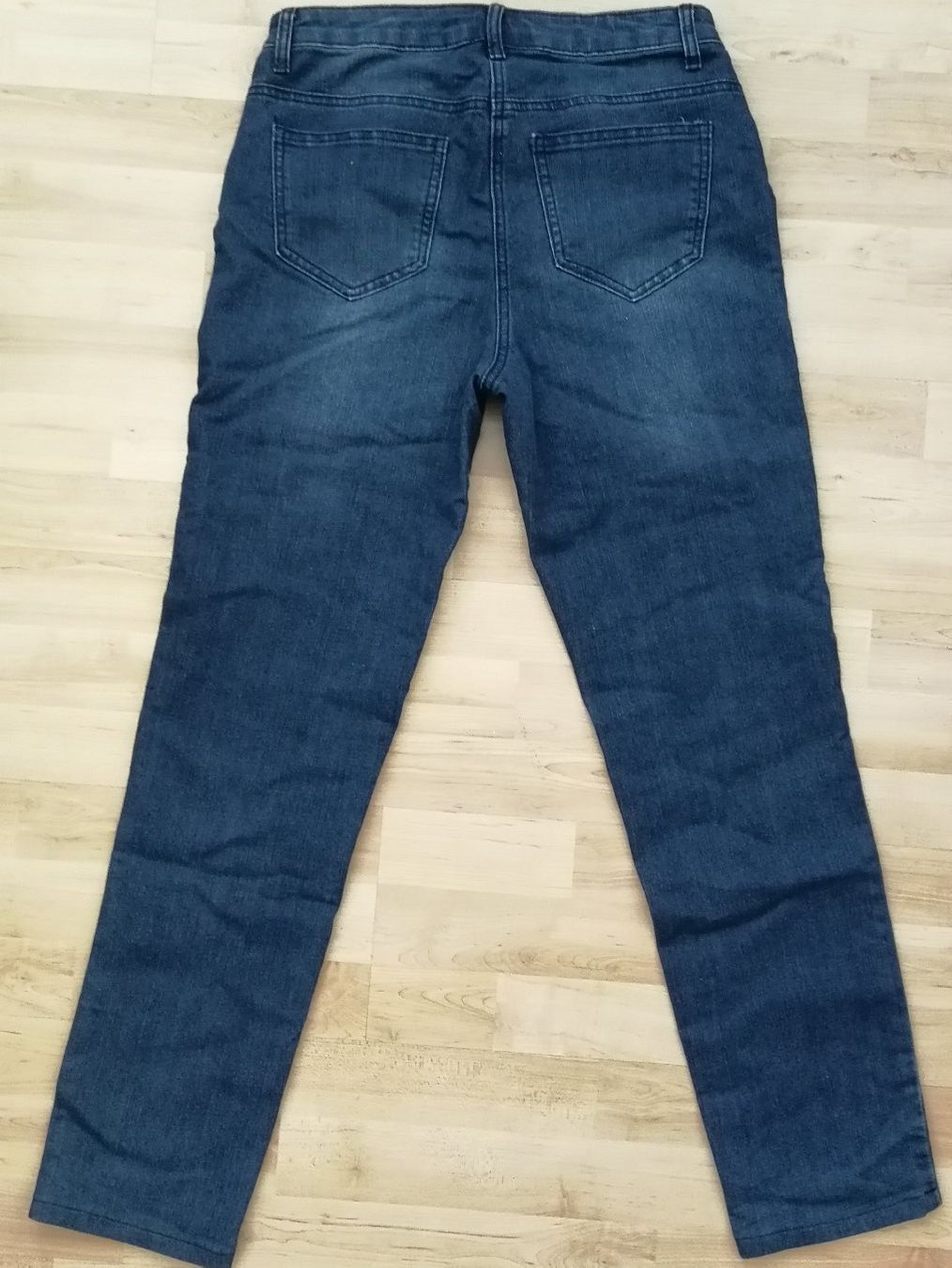 Jeans: Dunkelblaue Jeans, Gr. 38/M – Usato da Winterthur venduto da 1doodle2 1