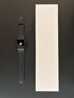 Apple Watch Series 4 GPS 44mm Space Gray Aluminium Case, Bla
