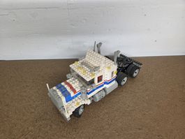 Lego Truck Modell weiss blau rot guter Zustand