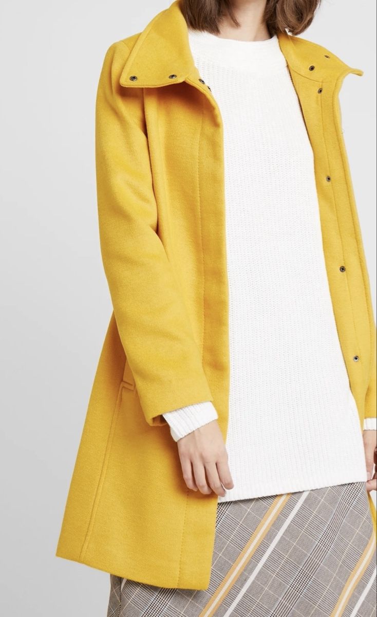 Esprit Cappotti: Esprit Mantel gelb/orange Gr. S – Usato da Uttigen venduto da 1hihallo4 1