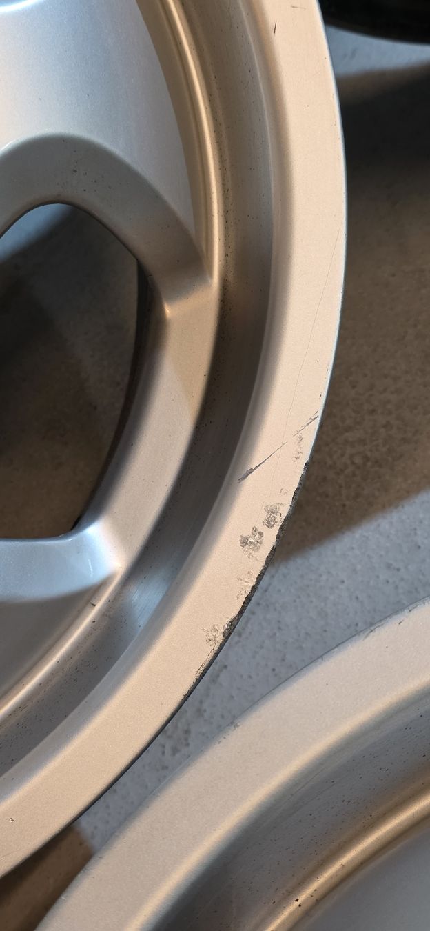BMW Cerchioni: Jantes 5x120 – Usato da La Roche FR venduto da Kevinmolina10 3