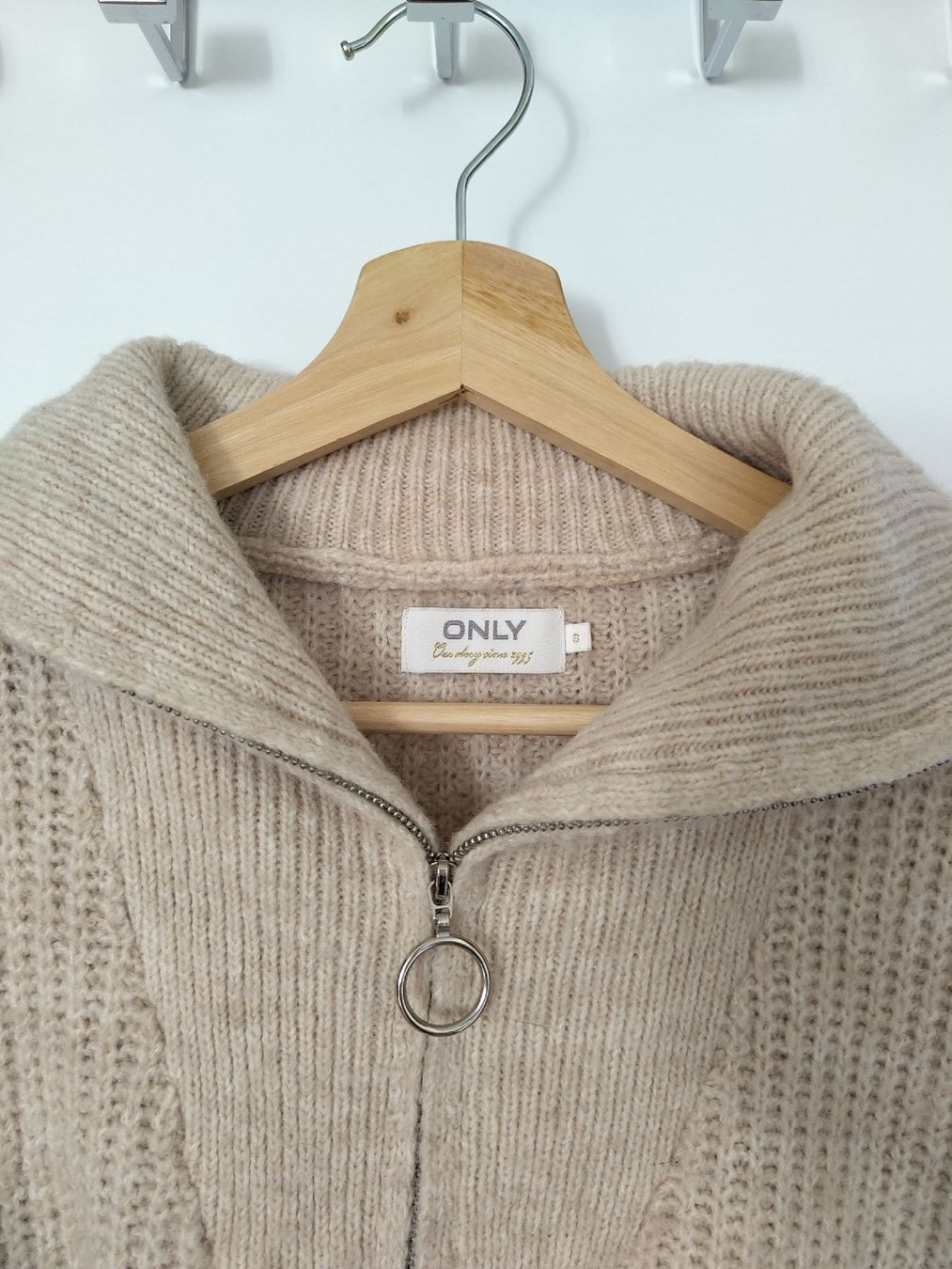 Only Pulls & Sweat-shirts: Rollkragenpullover mit Reissverschluss  – D'occasion à Wädenswil par plantmom 1