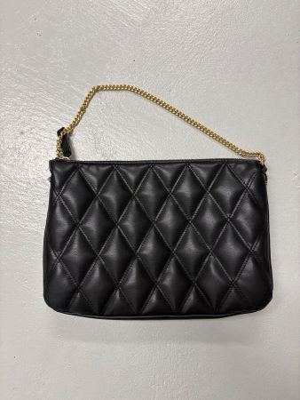 H&M Schwarze gesteppte Handtasche mit goldener Kette Clutch