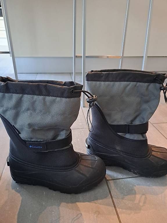 Scarpe da uomo: Vendo scarpe da neve 38 – Usato da Bellinzona venduto da chi_sl69 2