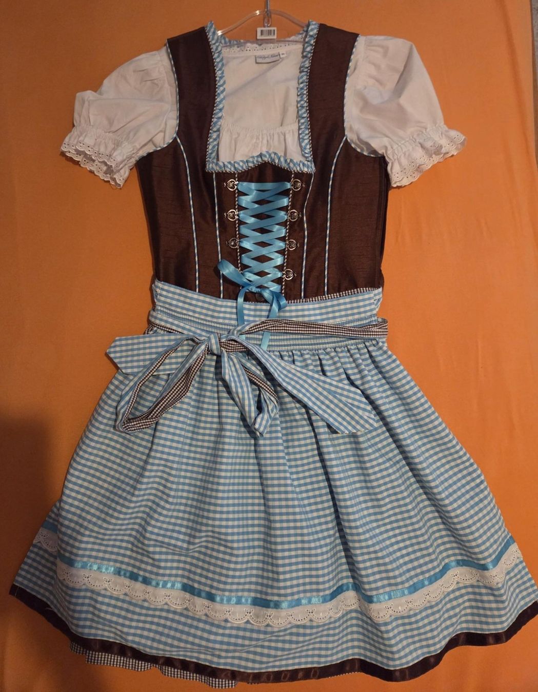 Vestiti: Dirndl – Usato da Rothrist venduto da VanaEvr 1