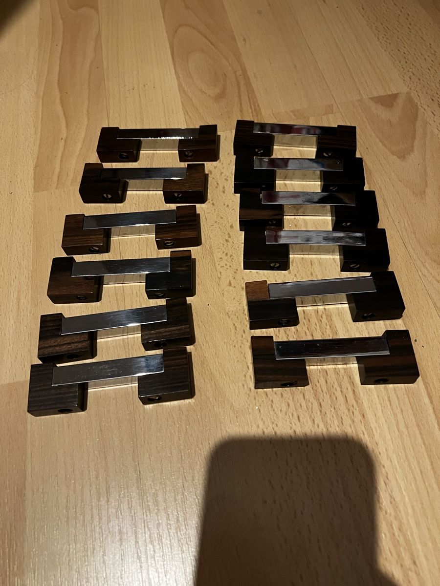Bestecksets: 12 Messerbänke Art Deco – Gebraucht aus Wettingen von NickInc 1