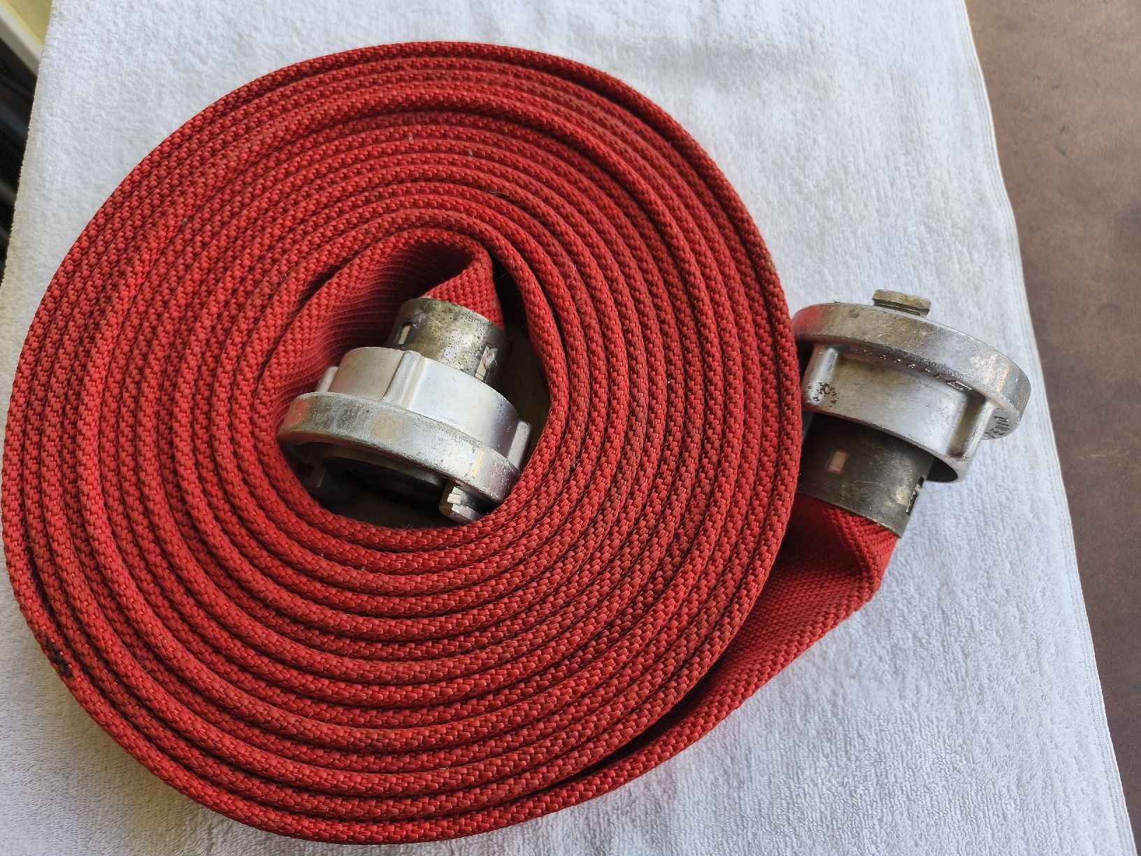 Alle Werkzeuge: Feuerwehr Schlauch 10 Meter – Gebraucht aus Recherswil von Sruscha58