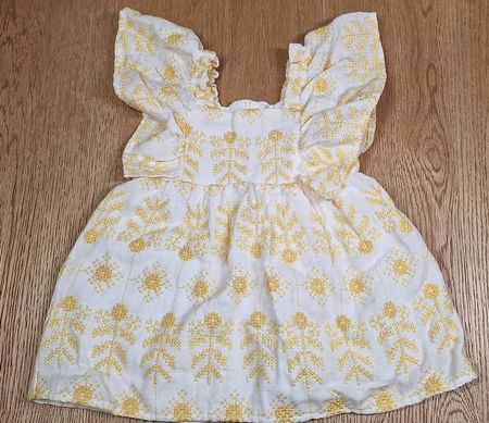 Zara Kleid neu mit Etikette grösse 80