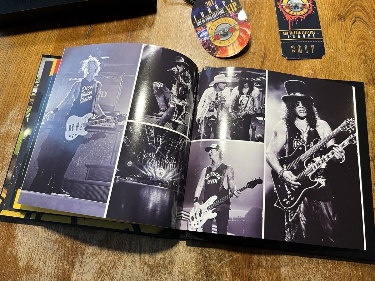 Bücher: GUNS N’ ROSES VIP Pack 2017 – Gebraucht aus Rottenschwil von gle81 6