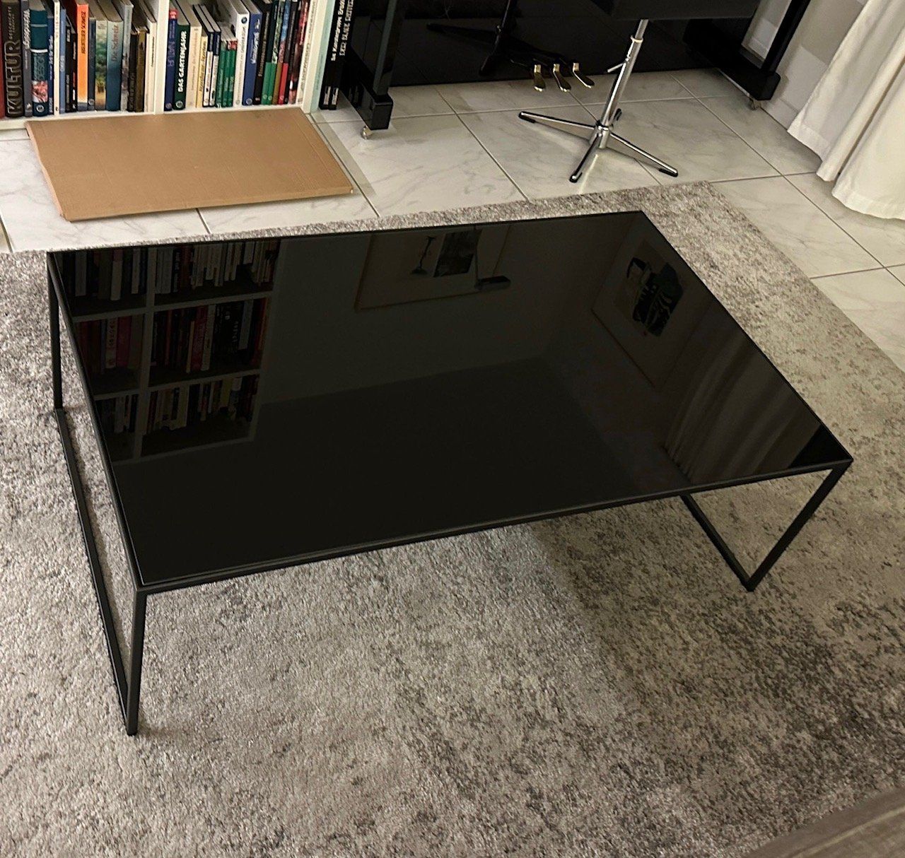 Micasa Tavoli: Salontisch (Glas schwarz) – Usato da Schleinikon venduto da Bergzug 1