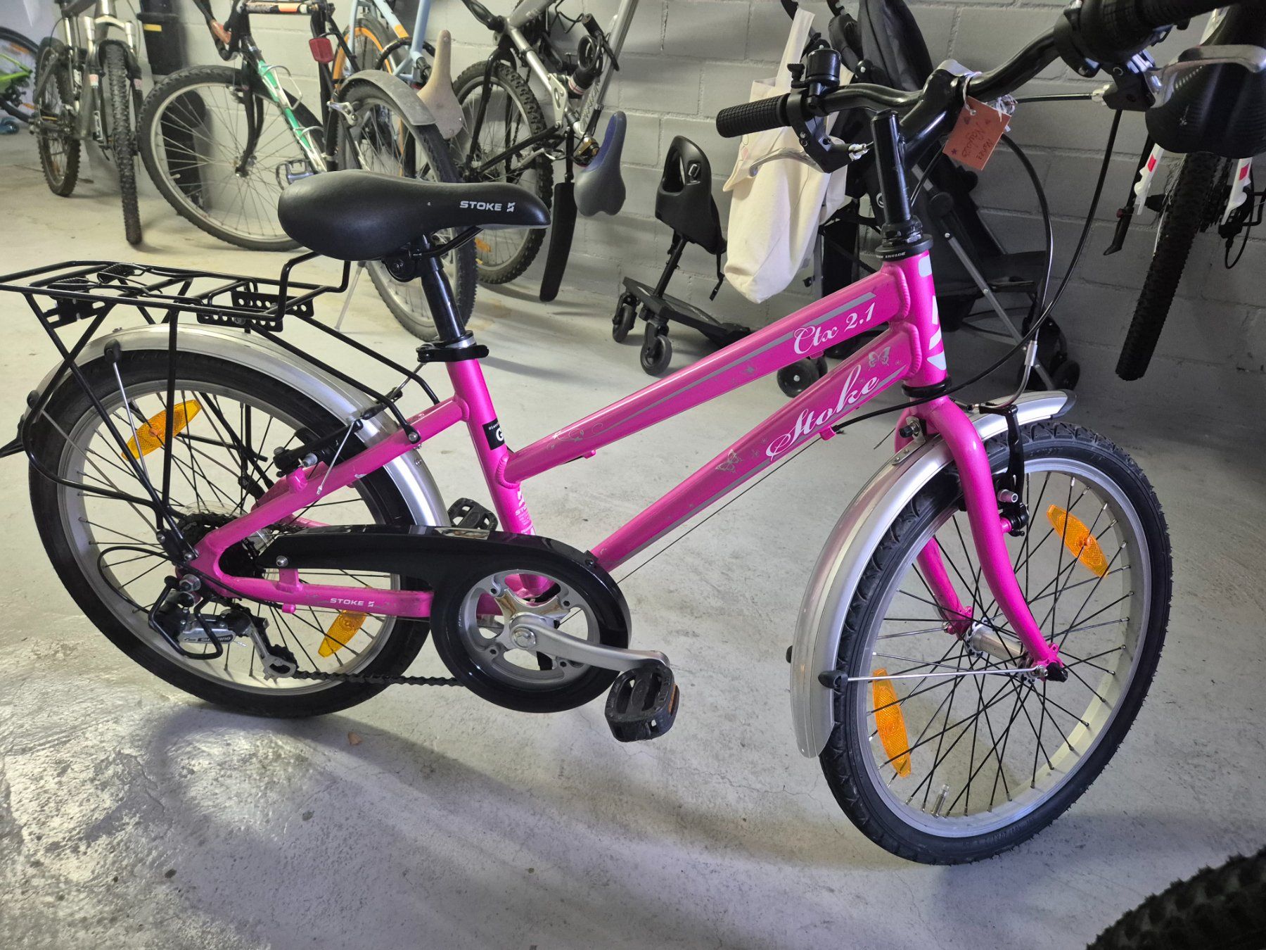 Stoke Vélos: Kinderfahrrad 20 Zoll – D'occasion à Kloten par mavis02 1
