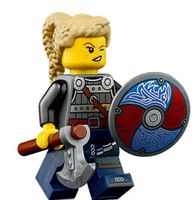 LEGO Minifigur Wikingerin mit Axt (aus Set 21343)