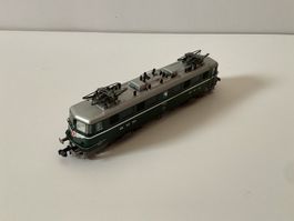 Fleischmann 737211 Ae 6/6 Kanton Zürich SBB 1:160