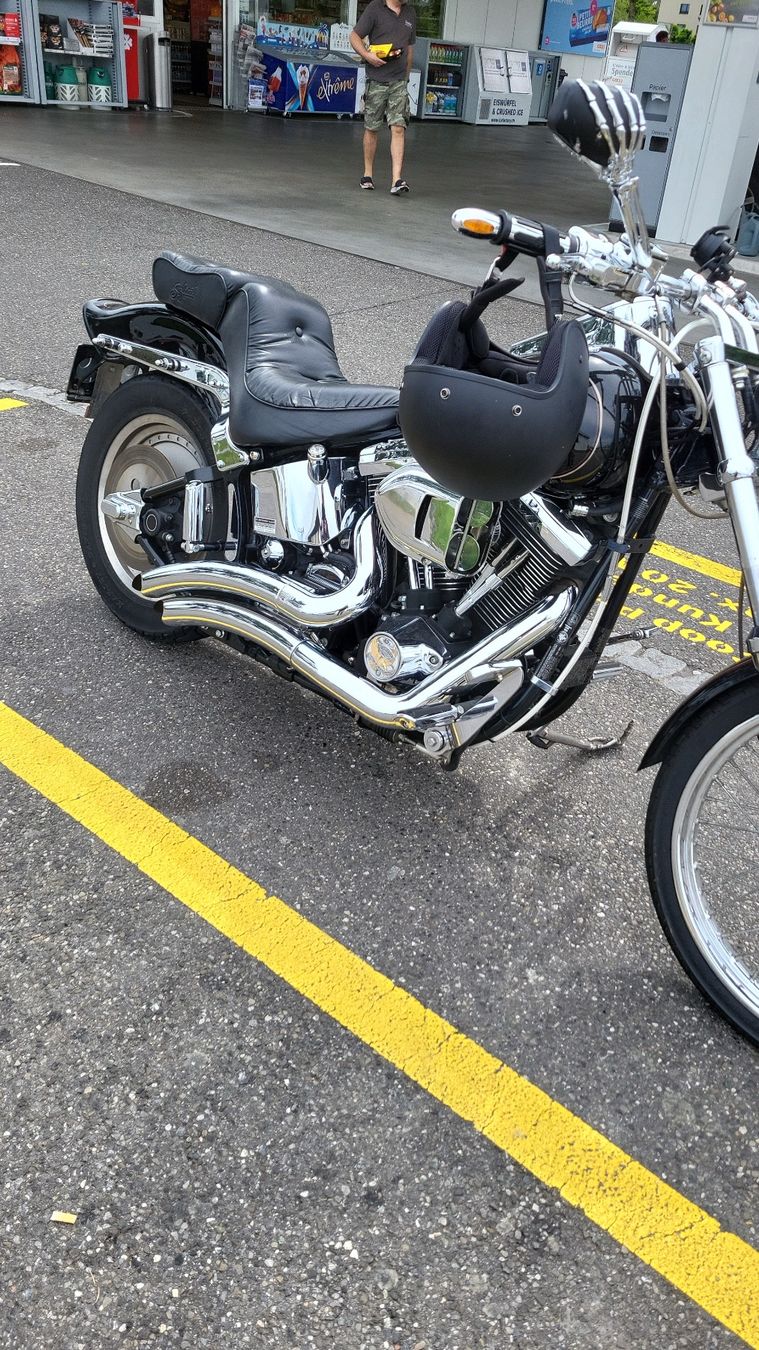 Harley-Davidson Chopper: Harley Davidson softail Fxstc – Usato da Adliswil venduto da Robiiiin 2