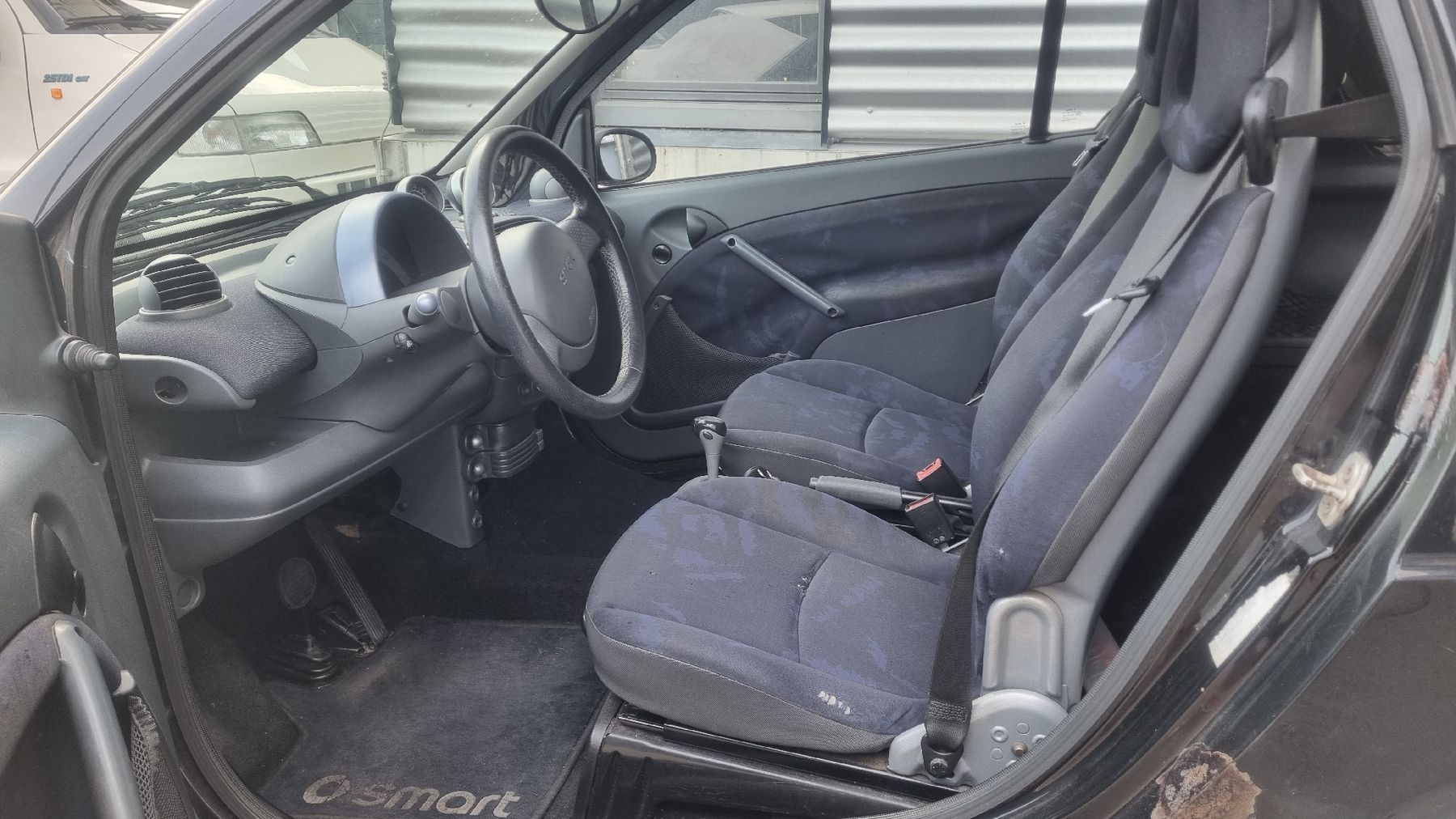 Smart Automobili: Smart fortwo 450 Cabrio – Usato da Altenrhein venduto da Blauwild 6