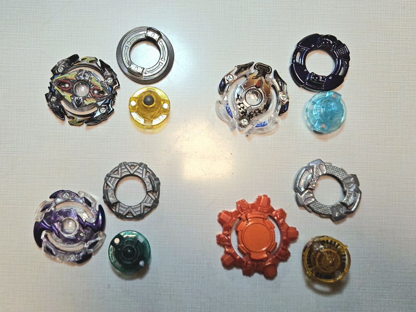 Jouets: Beyblade 4 stk.  – D'occasion à Andermatt par NinjaTurtle 1