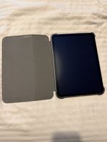 APPLE iPad Wi-Fi 2025 (11", 128GB, Silver)