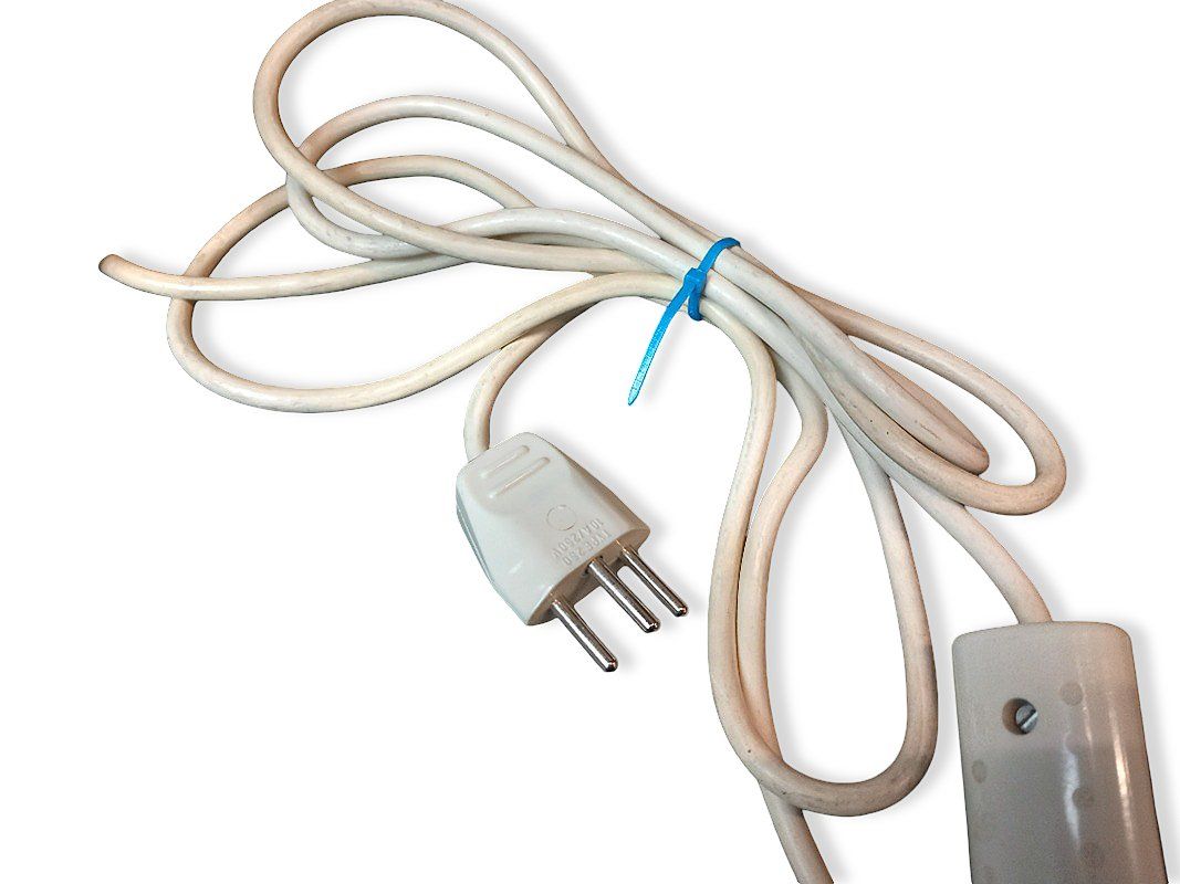 Lampade: Tischlampe – Usato da Hünenberg venduto da Restwert_Zug 5