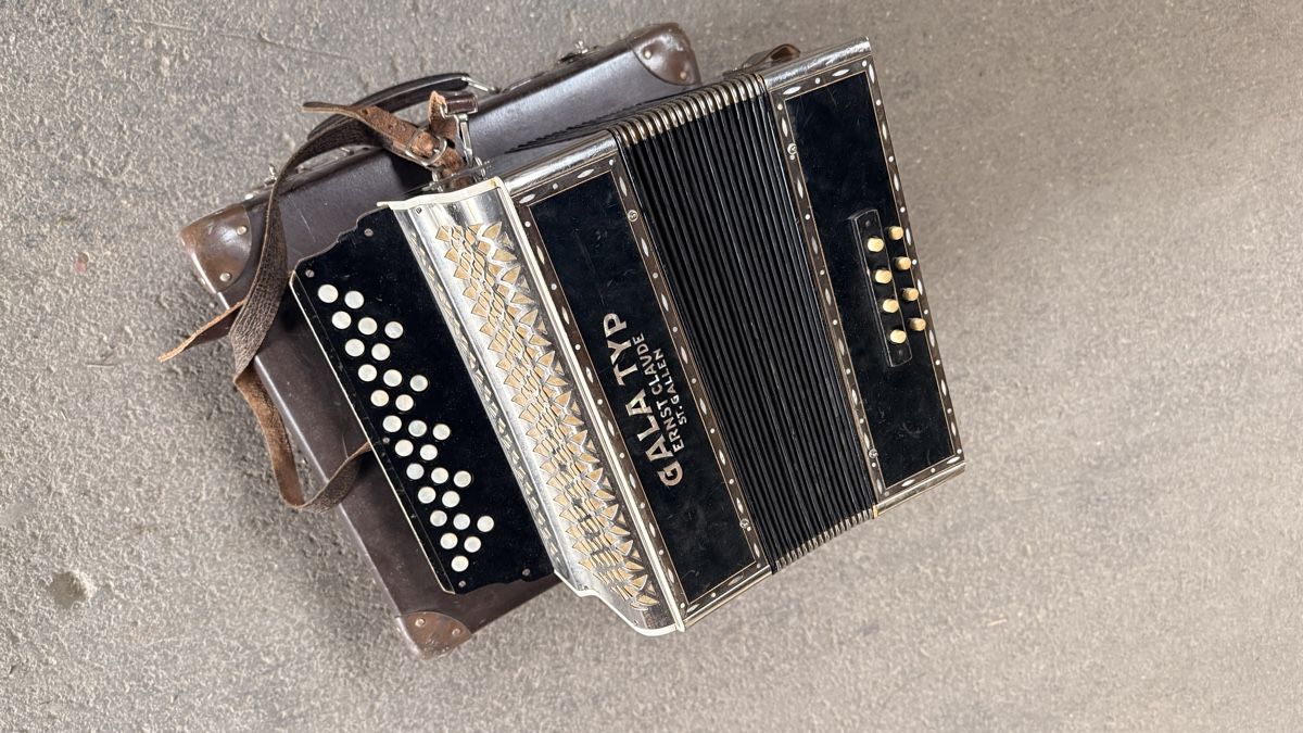 Musikinstrumente: Schwyzerörgeli Gala Typ, Ernst Glauser St. Gallen – Gebraucht aus Schüpfen von Nizu4 1